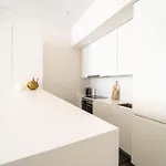 T1 Urban Charm Escape *